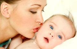 как за новорожденным ухаживать